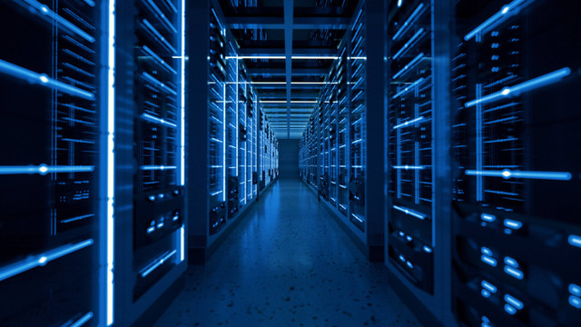 Ilustrasi Data Center. Foto: dotshock/Shutterstock