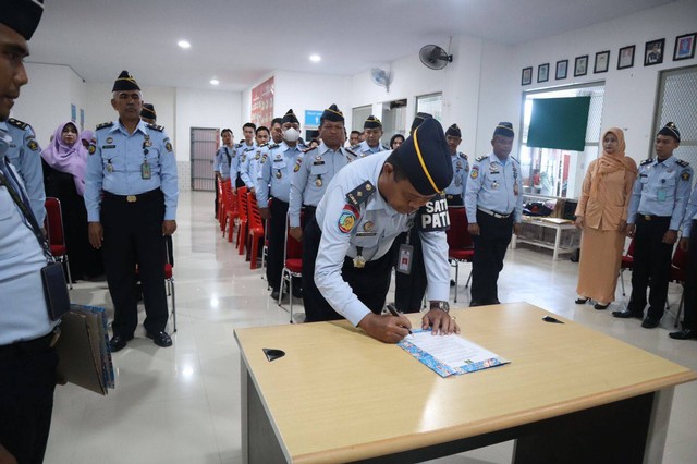 Wujudkan Zero Halinar, Lapas Bulukumba Gelar Penandatanganan Pernyataan Komitmen