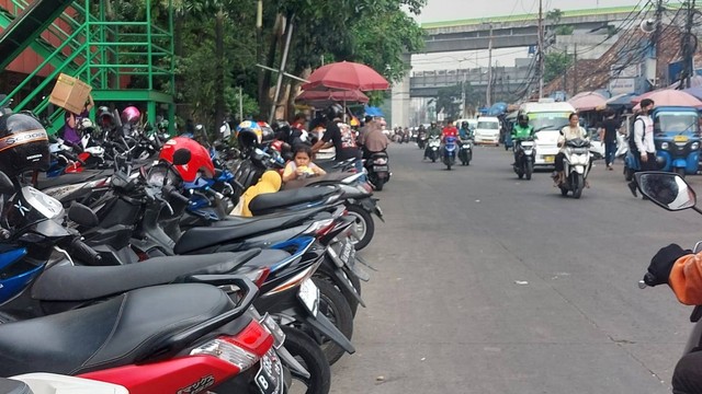 Foto: Tiyas Febriyanti (suasana Pasar Kebayoran saat siang hari)