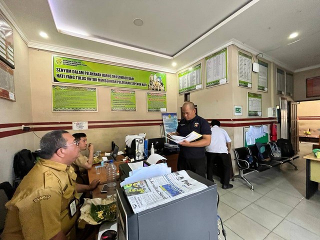 Koordinasi dengan Kantor Kelurahan Kelayan Luar