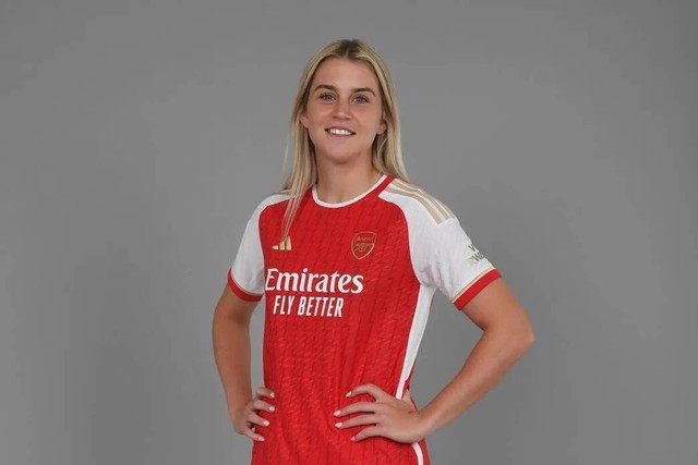 Alessia Russo resmi bergabung ke Arsenal Wanita. Foto: Arsenal