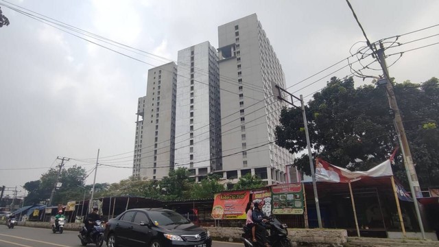 Suasana apartemen Bandung Technoplex Living di Bandung yang mangkrak. Foto: Rachmadi Rasyad/kumparan
