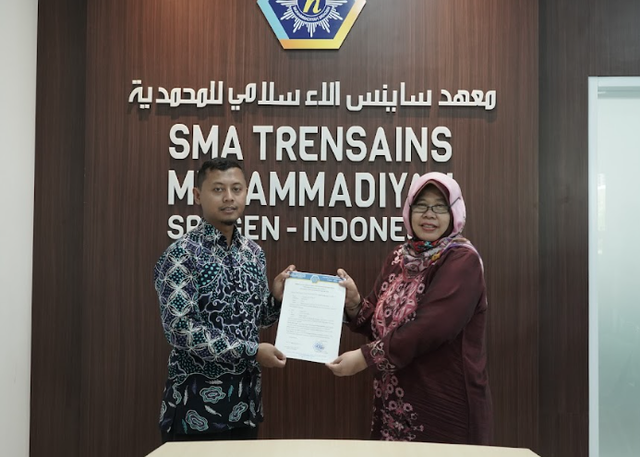 Dosen UMY Latih Siswa SMA Muhammadiyah Trensains Sragen dalam Public Speaking