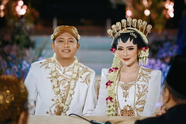 Pernikahan Denny Caknan dan Bella Bonita. Foto: Instagram/@denny_caknan