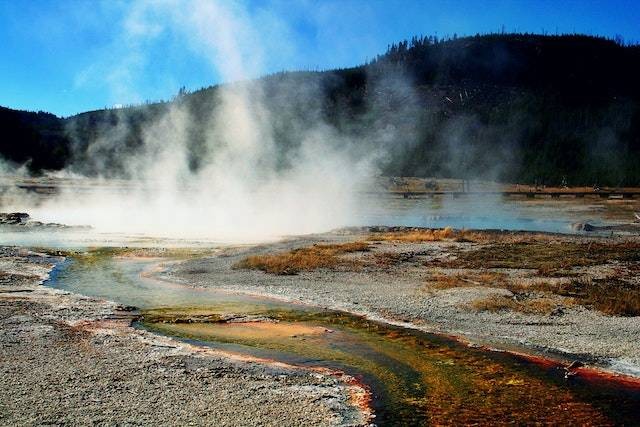 Ilustrasi manfaat energi panas bumi, sumber foto: pexels.com/Kerry