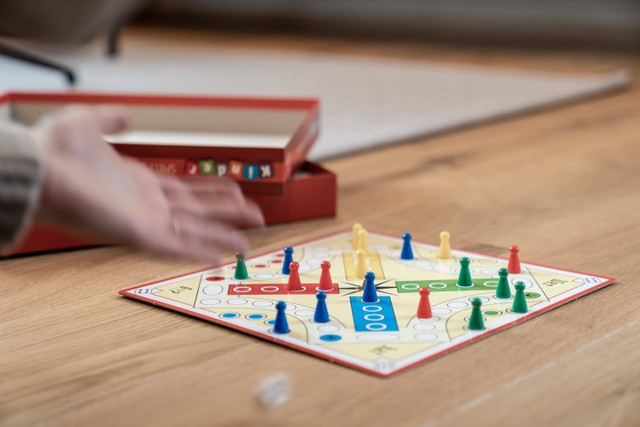 Ilustrasi Cara Memainkan Ludo, Foto: Pexels/Omaela Apartments