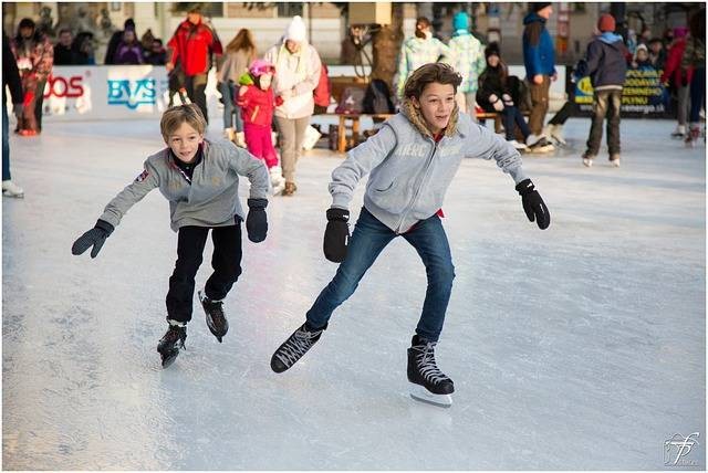 Ilustrasi cara bermain ice skating. Foto: Pixabay