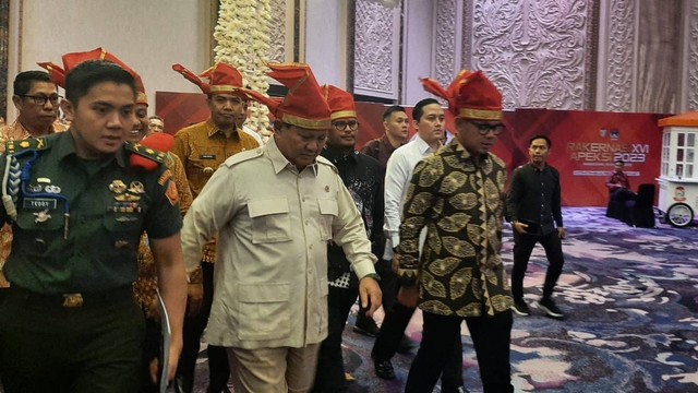 Menhan RI Prabowo Subianto hadiri Rakernas Apeksi di Makassar, Sulsel. Foto: kumparan