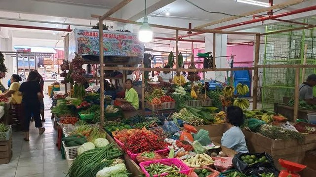Pasar Tradisional Sibolga. (foto: Hanna Saragih)