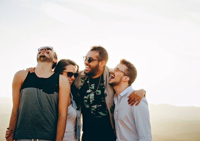 Ilustrasi kata-kata teman sejati, sumber foto: pexels.com/Helena Lopes