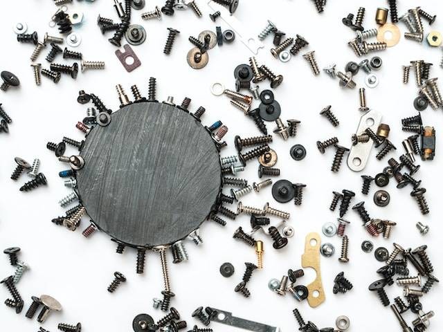 Ilustrasi jenis magnet. Sumber: unsplash.com
