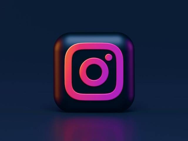 Ilustrasi Cara Like Story IG, Foto: Alexander Shatov /Unsplash