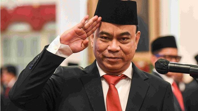 Reshuffle Kabinet: Jokowi Tunjuk Koordinator Relawan ProJo Sebagai Menkominfo