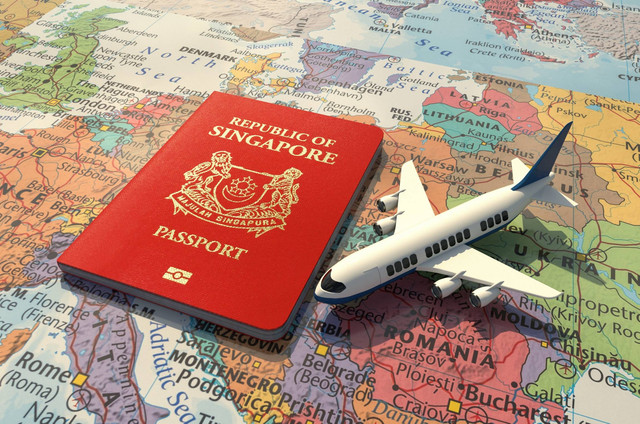 Paspor Singapura. Foto: Alii Sher/Shutterstock