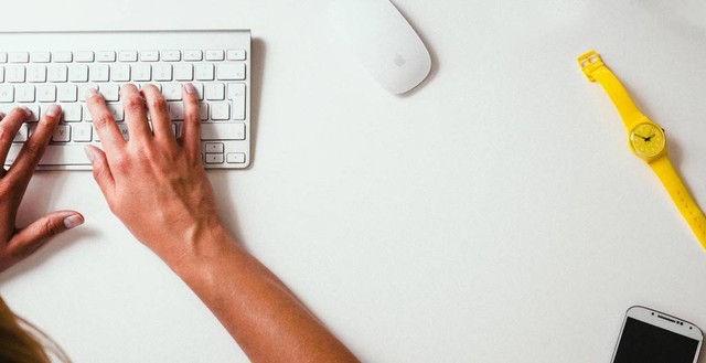 Ilustrasi Cara Cek Indihome Sudah Bayar atau Belum. Foto: Unsplash.com/DamianZaleski