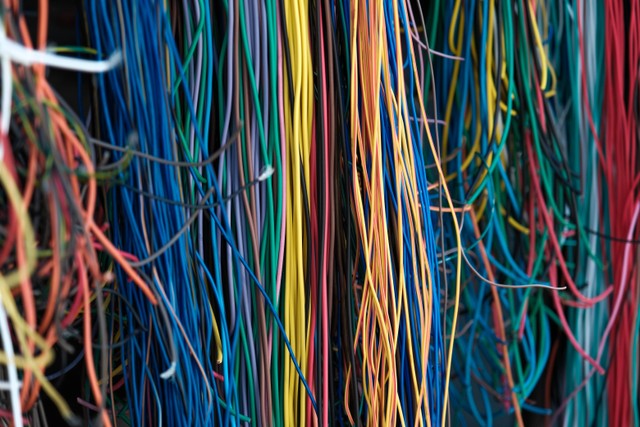 Ilustrasi Cara Membuat Kabel Straight. Foto: Unsplash/Ryutaro Uozumi