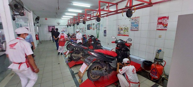 Honda Authorized Service Station (AHASS). Foto: Dok. Astra Motor Kalbar