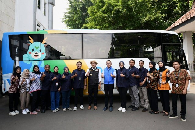 Ridwan Kamil saat meresmikan operasional BRT Trans Pakuan di Bogor. Foto: Dok. Istimewa