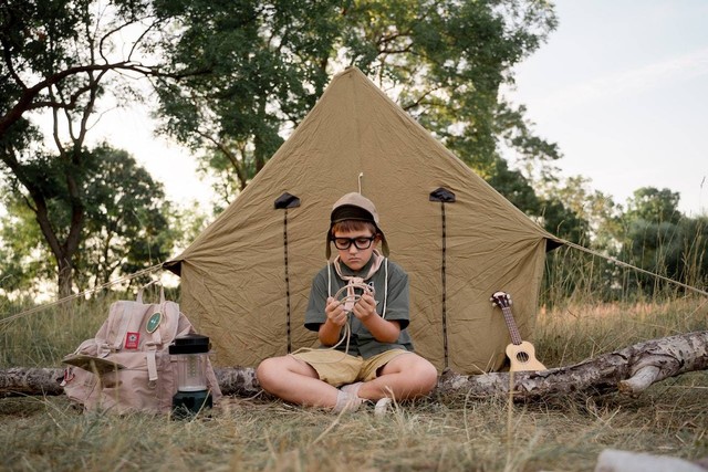 Ilustrasi Caption Anak Pramuka. Sumber: Pexels/cottonbro studio