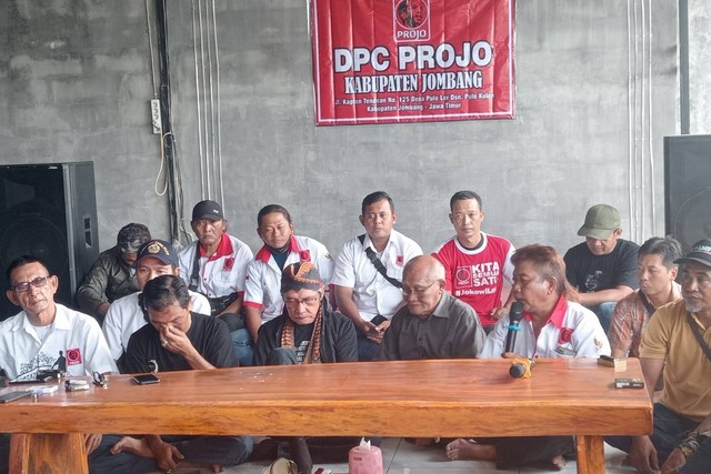 Pengurus Projo Kabupaten Kota berkumpul di Jombang, jelang deklarasi Ganjar Presiden. Foto: Dok. mili.id