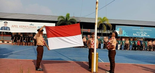 Lapas Narkotika Bandung Rutin Laksanakan Upacara Bendera Bagi Warga Binaan, Kredit: Humas Lapnajel