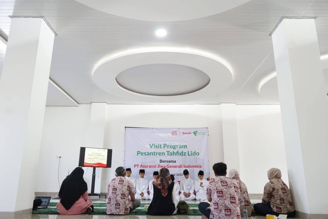 Pembangunan pesantren ini terus berkembang serta berhasil menarik perhatian para pegiat wakaf. Salah satunya adalah PT Asuransi Generali Indonesia. Pada Kamis (20/7/2023), Head of Sharia Ecosystem & Partnership Unit Syariah PT Asuransi Generali Indonesia, Agus Ismail beserta jajarannya melakukan kunjungan program terhadap PTGL. Kunjungan ini disambut baik oleh Direktur Mobilisasi dan Sumber Daya Dompet Dhuafa, Etika Setiawanti beserta jajarannya.