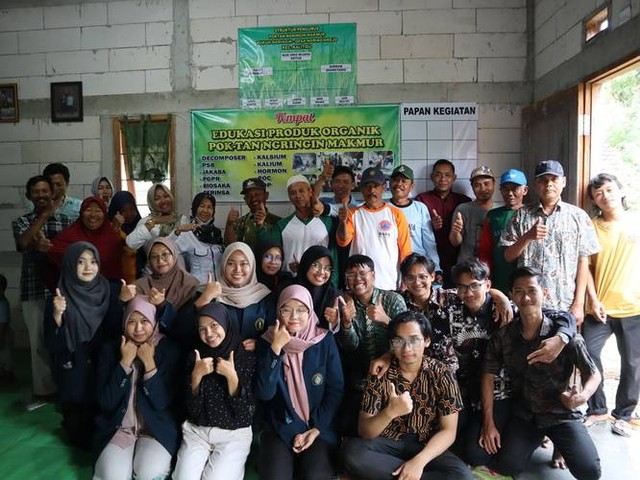 Foto Bersama usai Kegiatan (Dokumen Pribadi)