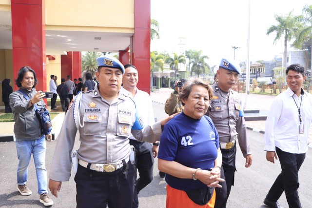Rlis kasus suntik payudara ilegal di Polresta Bandung pada Senin (24/7).  Foto: Dok. Istimewa