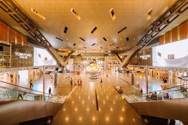 Ilustrasi mall mewah di Bekasi, sumber foto: pexels.com/Naim Benjelloun