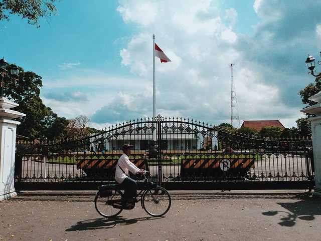 Ilustrasi tempat wisata sejarah di jogja. Sumber: www.unsplash.com