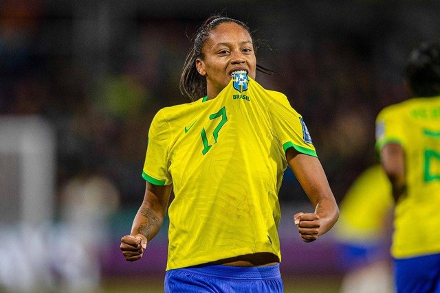 Penyerang Timnas Wanita Brasil, Ary Borges. Foto: IG/@_aryborges