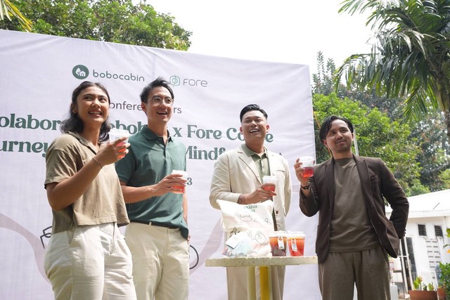 Perwakilan Bobocabin dan Fore Coffee. Foto: Fore Coffee