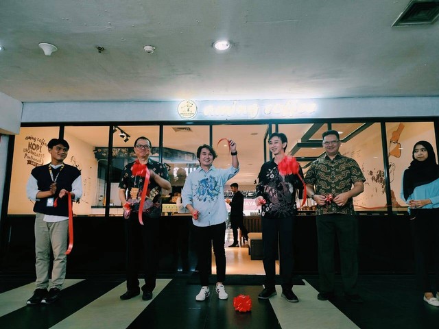 Aming Coffee meresmikan gerai baru di Bekasi. Foto: Dok. Aming Coffee