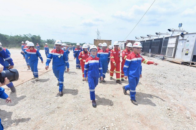 Menteri ESDM meresmikan pengeboran perdana sumur migas Gulamo di Blok Rokan, Riau. Foto: Dok. Pertamina