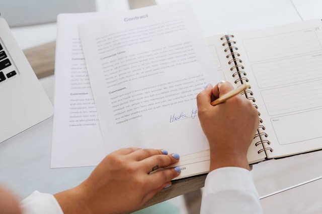 Ilustrasi Persyaratan Pindah Domisili. Foto: Pexels.com/Karolina Grabowska