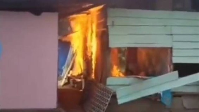 Warung remang - remang yang dibakar emak-emak di Desa Rambah, Kecamatan Rambah Hilir, Kabupaten Rokan Huku, Riau . Foto: Dok. Istimewa