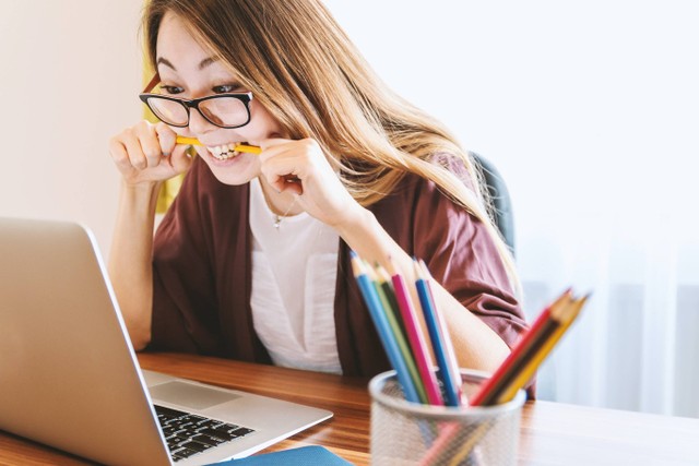 Ilustrasi Contoh Soal Matriks Kelas 11, sumber: unsplash/Jeshoots