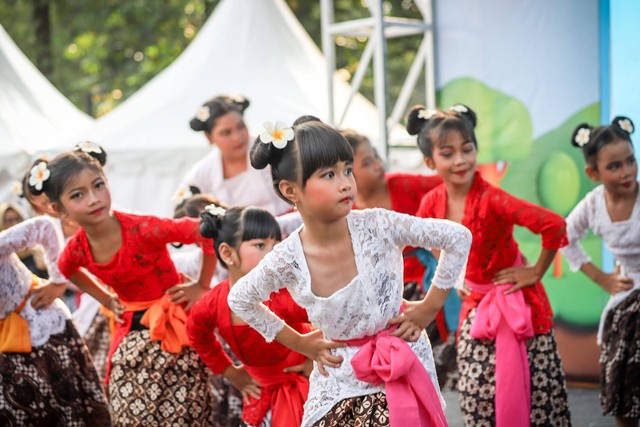 Diselenggarakan pada Minggu, 28 Juli pukul 07:00 WIB, Pawai Cilik kumparanMOM Festival Hari Anak 2024 dibagi menjadi 2 kegiatan: Pawai Kostum Nusantara dan Pawai Sepeda Hias. Foto: Jamal Ramadhan/kumparan