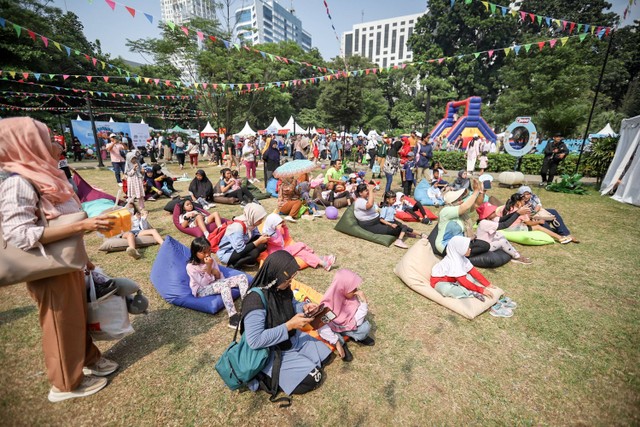 Keseruan hari kedua di Festival Hari Anak 2023 bersama kumparanMOM di Taman Anggrek GBK. Foto: Dicky Adam Sidiq/kumparan