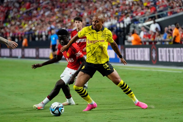 Manchester United vs Borussia Dortmund dalam laga uji coba pramusim di Allegiant Stadium, Las Vegas, Nevada, Amerika Serikat, pada Senin (31/7/2023). Foto: Lucas Peltier-USA TODAY Sports