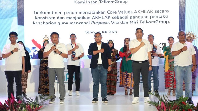 Telkom Sukses Gelar AKHLAK Culture Festival TelkomGroup 2023 | Kumparan.com