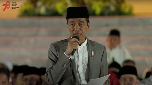 Presiden Jokowi memberikan sambutan di acara Zikir dan Doa Kebangsaan 78 Tahun Indonesia Merdeka, Istana Merdeka. Foto: Tangkapan Layar Biro Setpres