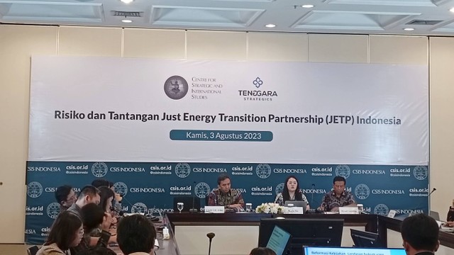 Diskusi publik risiko dan tantangan JETP Indonesia, di Kantor CSIS, Jakarta, Kamis (3/8/2023). Foto: Akbar Maulana/kumparan