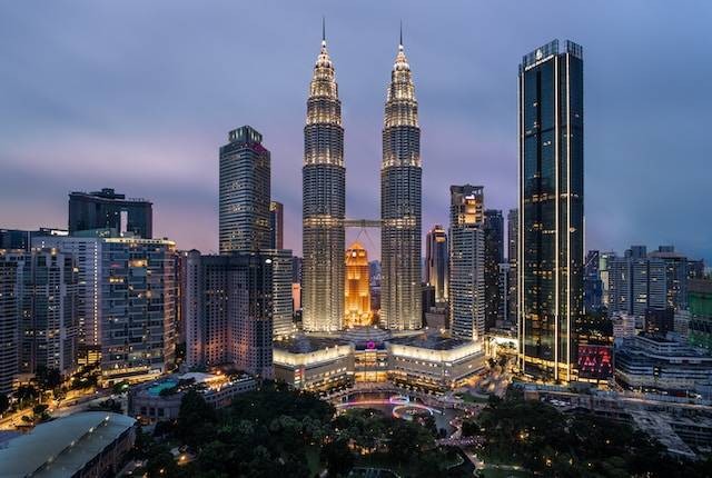Ilustrasi hotel untuk backpacker di Malaysia. Sumber: Unsplash/Esmonde Yong
