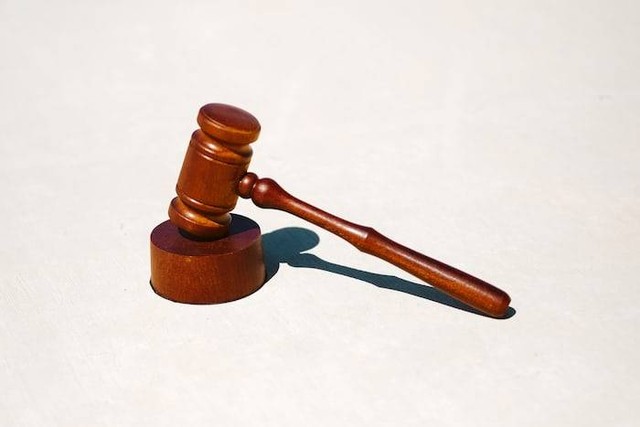Ilustrasi legal standing adalah. Sumber: unsplash.com/ Tingey Injury Law Firm