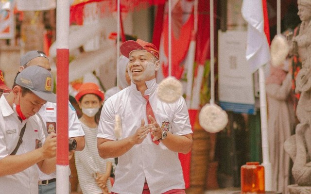 Ilustrasi aturan lomba makan kerupuk. Sumber: Unsplash