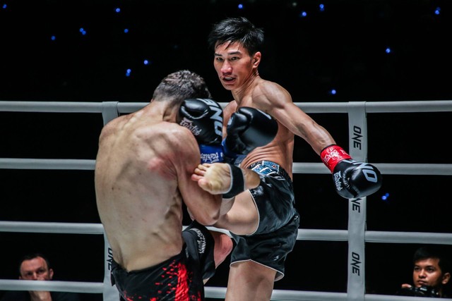 ONE Fight Night 13: Tawanchai Patahkan Lengan Kiria Lewat Tendangan Brutal