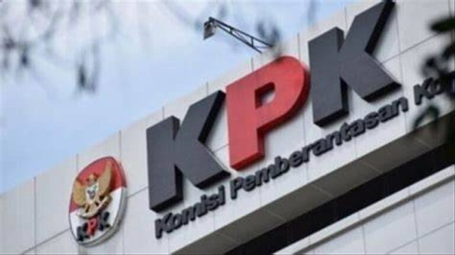 KPK menetapkan Kepala Basarnas, Henri Alfiandi sebagai tersangka kasus korupsi.