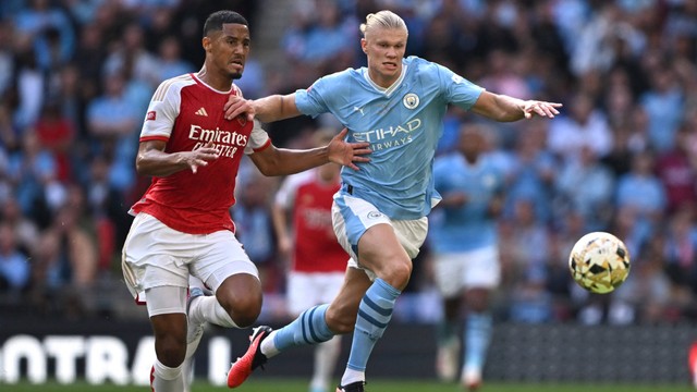 Manchester City vs Arsenal dalam laga Community Shield 2023 di Stadion Wembley, London, Inggris, pada Minggu (6/8) malam WIB. Foto: REUTERS/Dylan Martinez