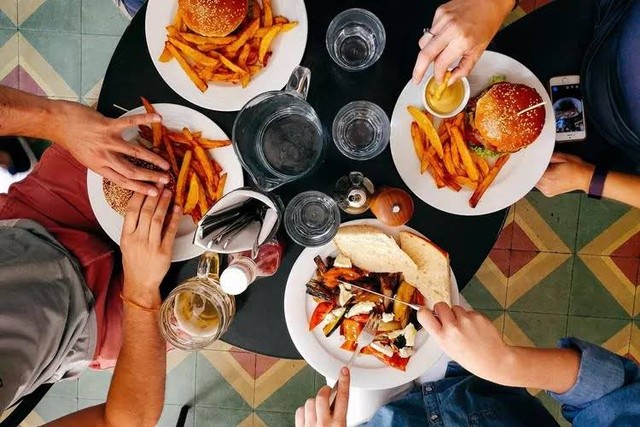 Ilustrasi makan. Foto: Pixabay